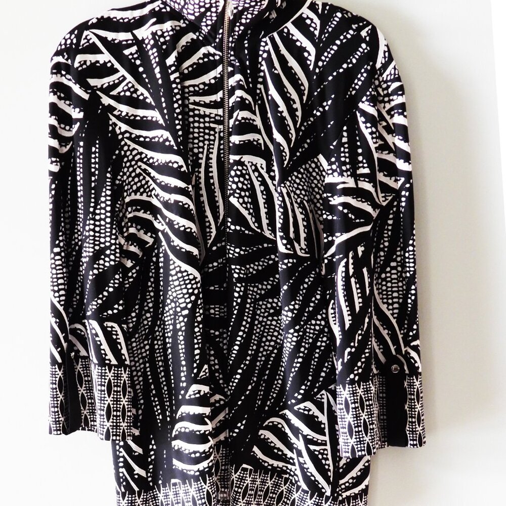 Joseph Ribkoff zipperd blazer - Picture 6 of 6